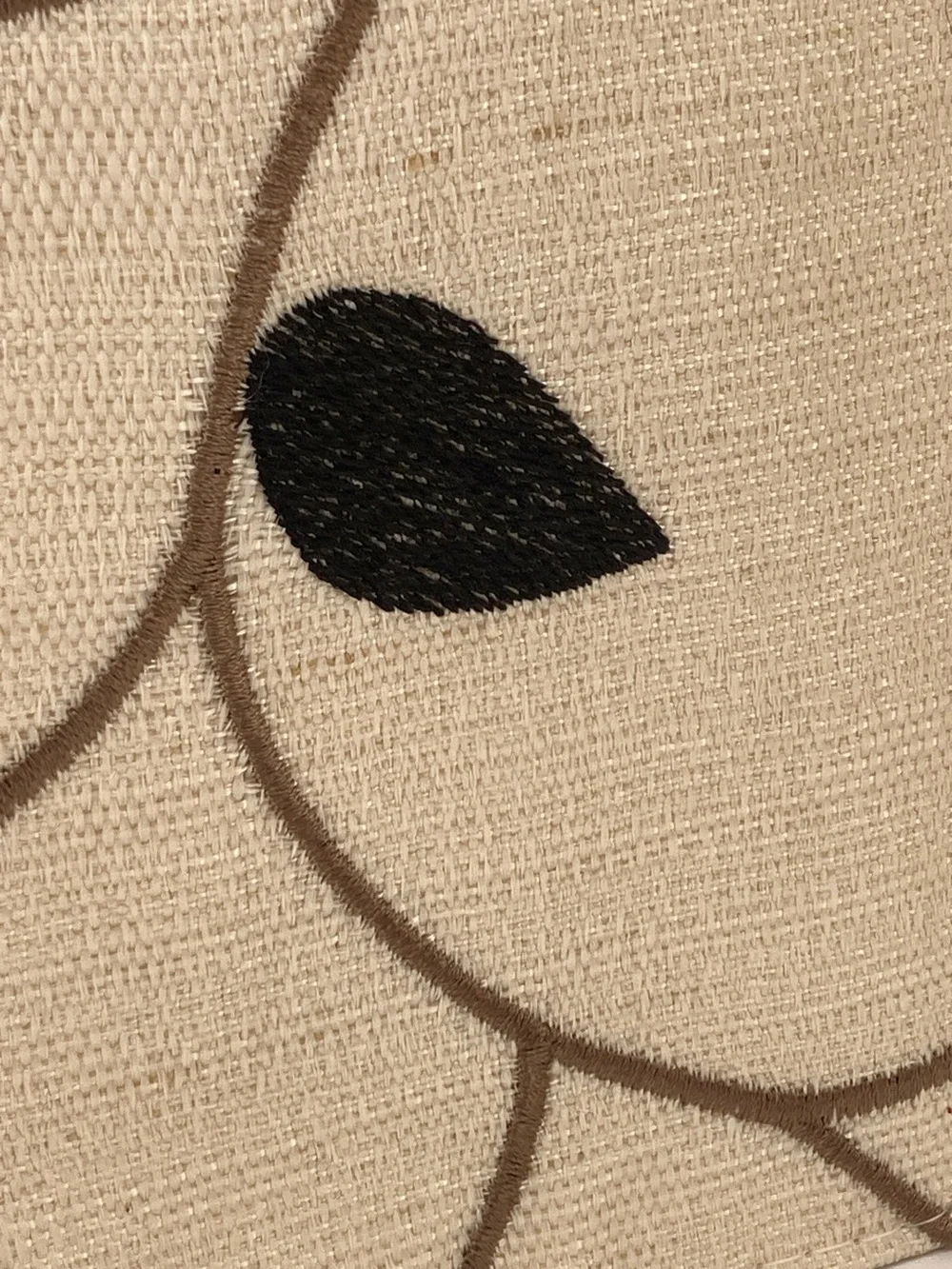 8 Embroirdered Placemants Black Grey Cream 13